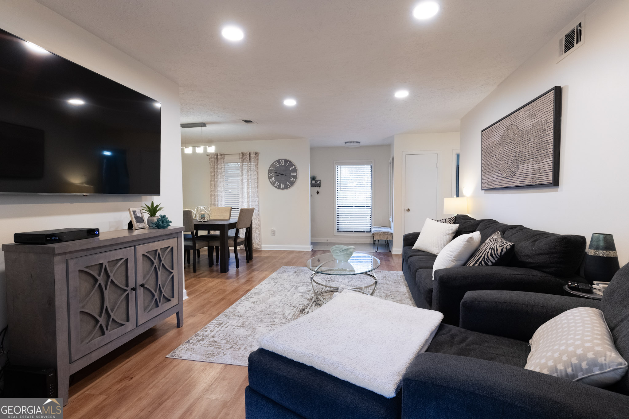 8740 Roswell Road Sandy Springs GA 30350