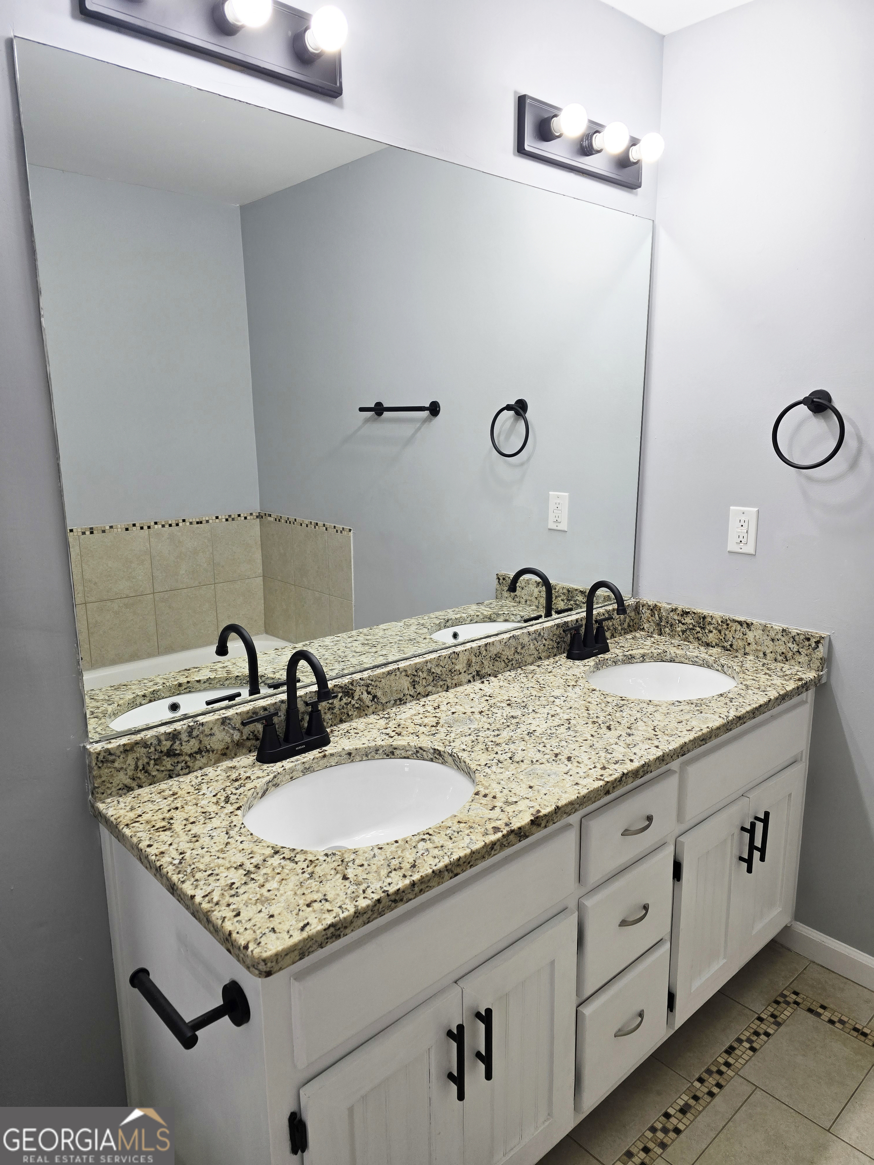 125 Planters Walk Locust Grove GA 30248