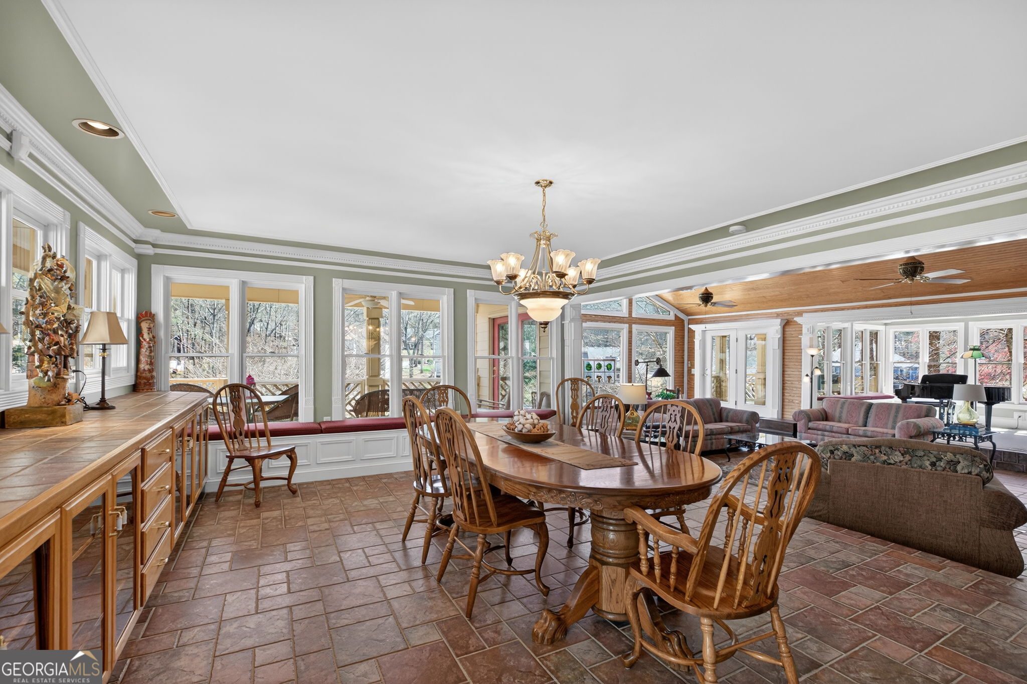 10003 Lakeview Parkway Villa Rica GA 30180