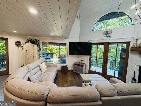 74 Valley Drive Ellijay GA 30536