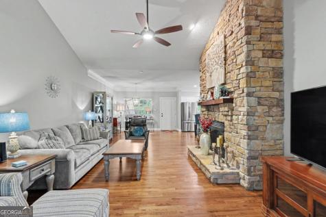 112 Gleneagle Court Clayton GA 30525