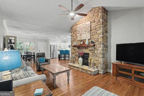 112 Gleneagle Court Clayton GA 30525
