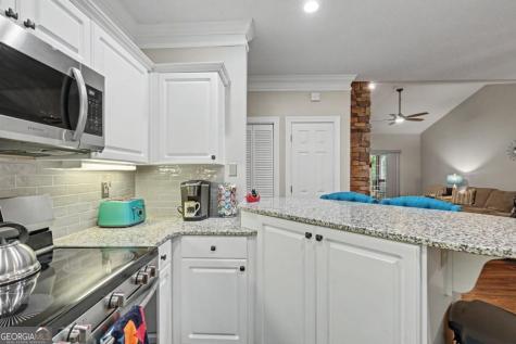 112 Gleneagle Court Clayton GA 30525