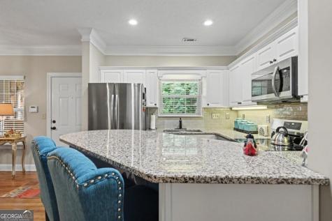 112 Gleneagle Court Clayton GA 30525