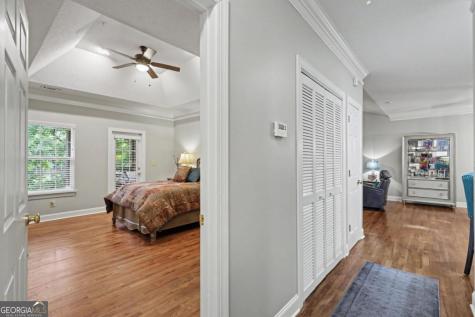 112 Gleneagle Court Clayton GA 30525