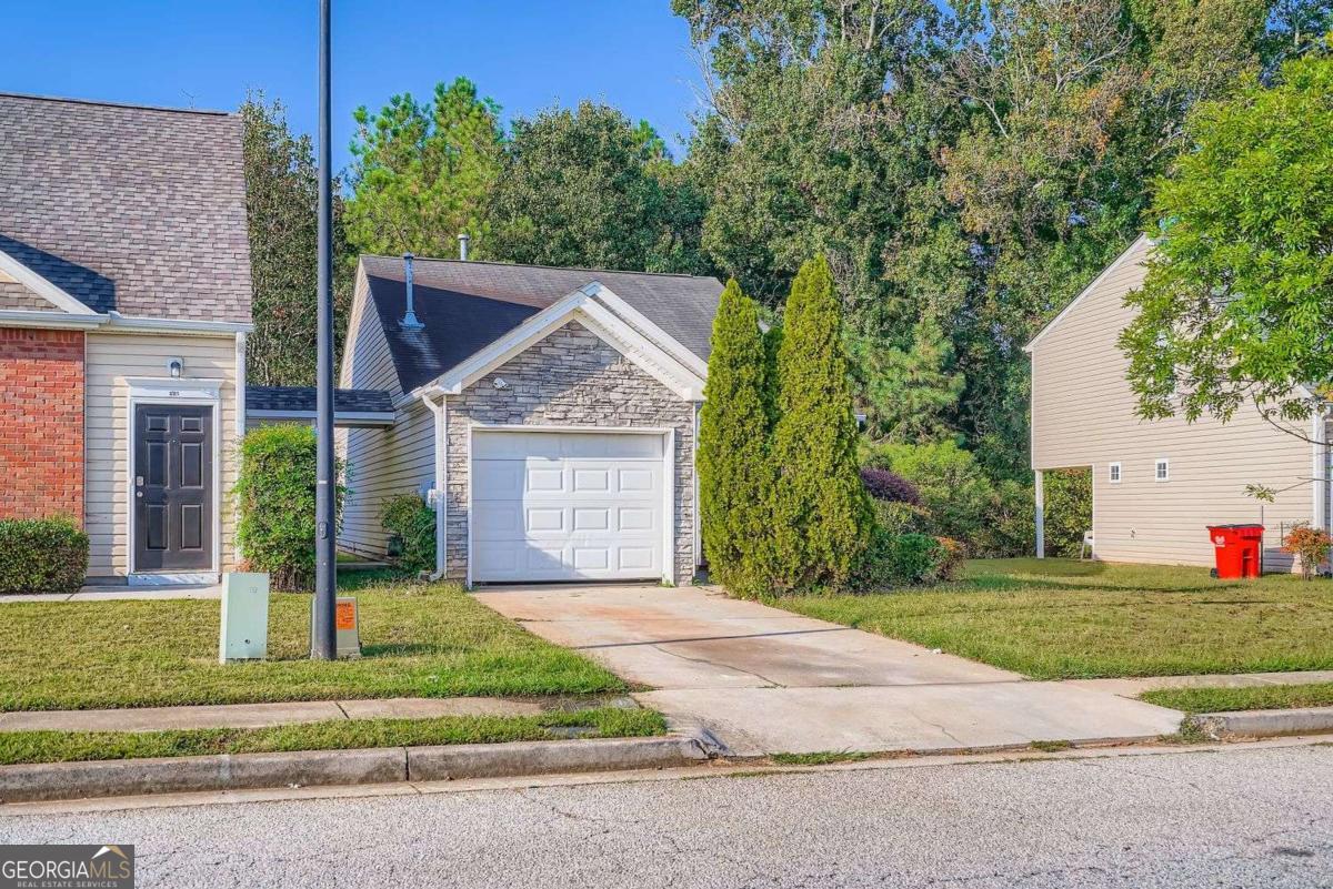 1025 Lakeside Circle Covington GA 30016