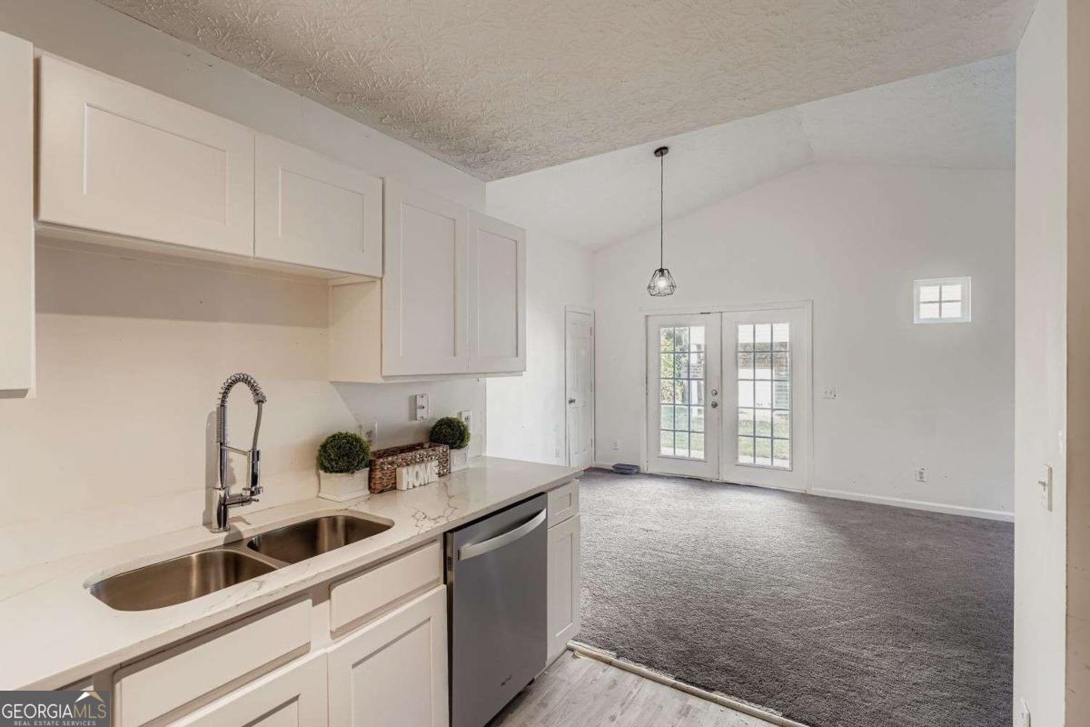 1025 Lakeside Circle Covington GA 30016