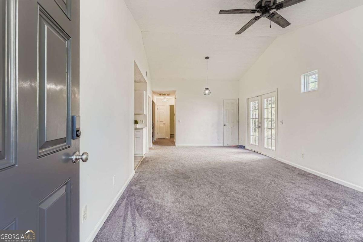1025 Lakeside Circle Covington GA 30016