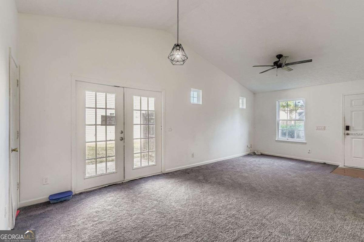 1025 Lakeside Circle Covington GA 30016