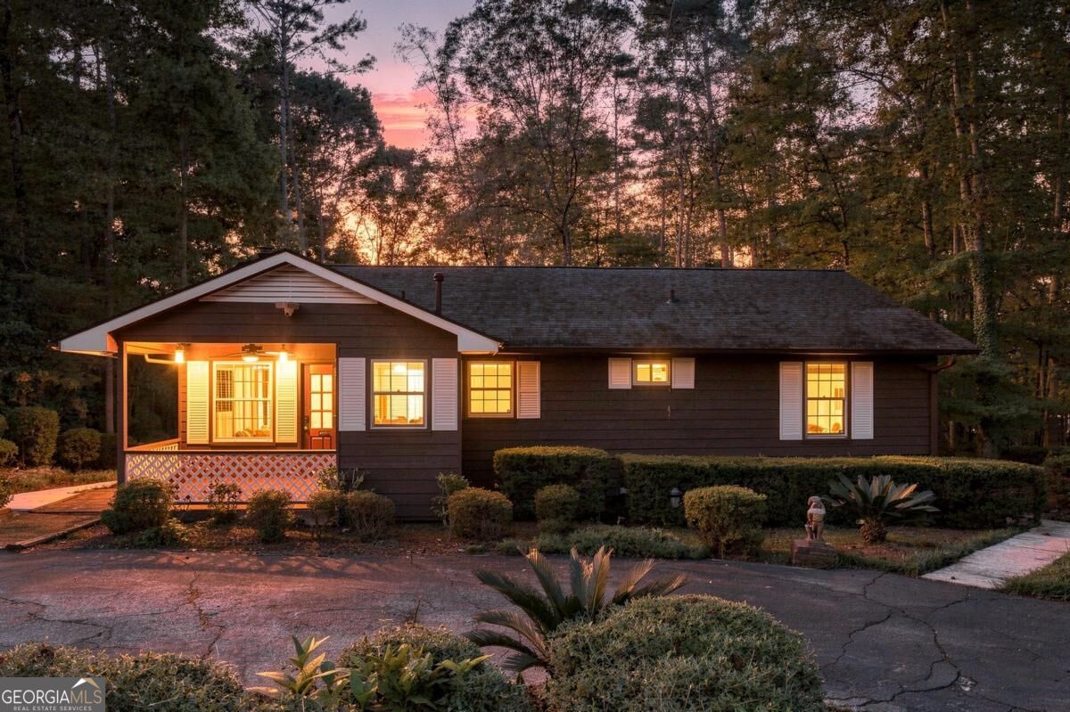 35 Point North Drive Hogansville GA 30230