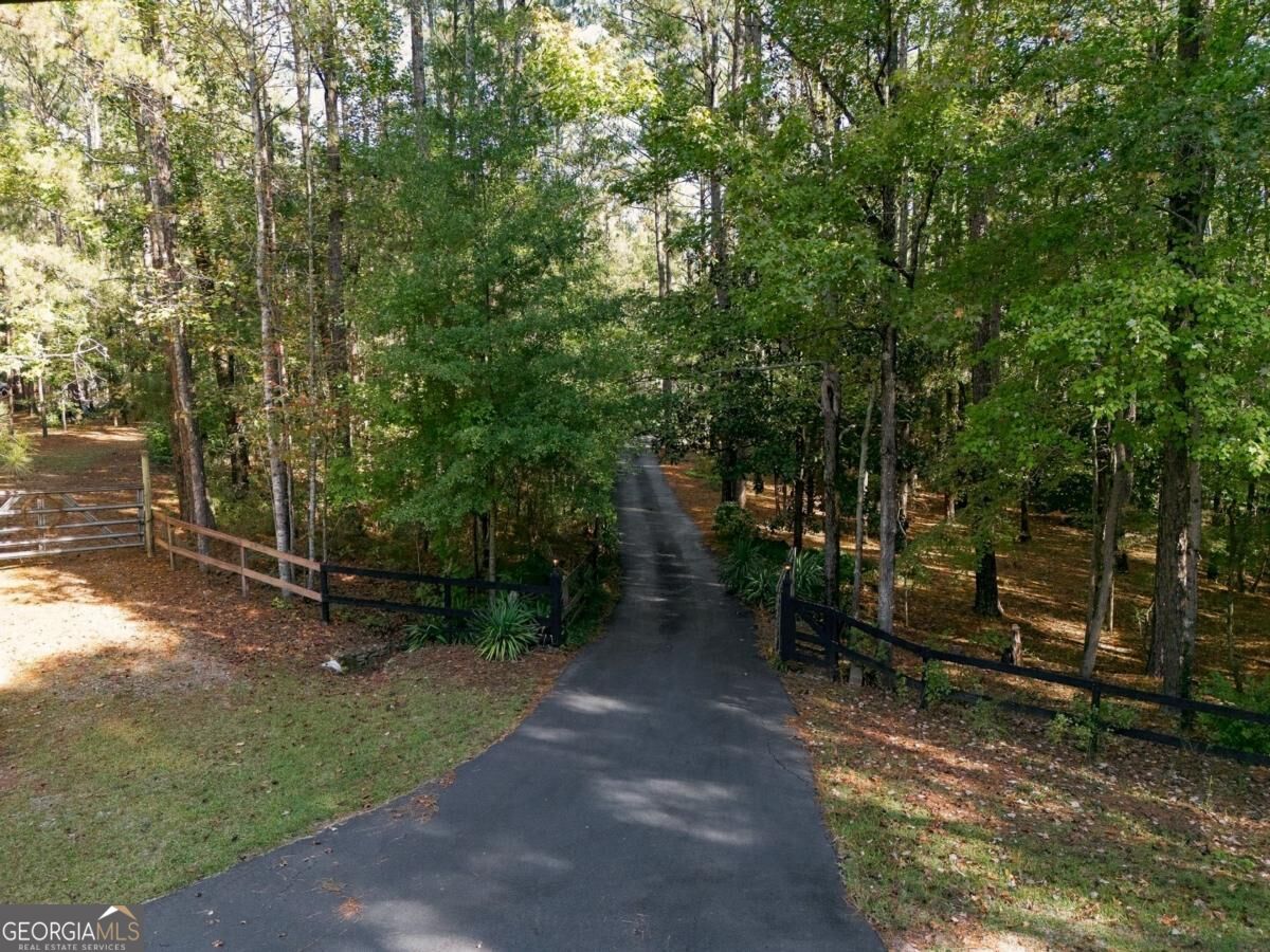 35 Point North Drive Hogansville GA 30230