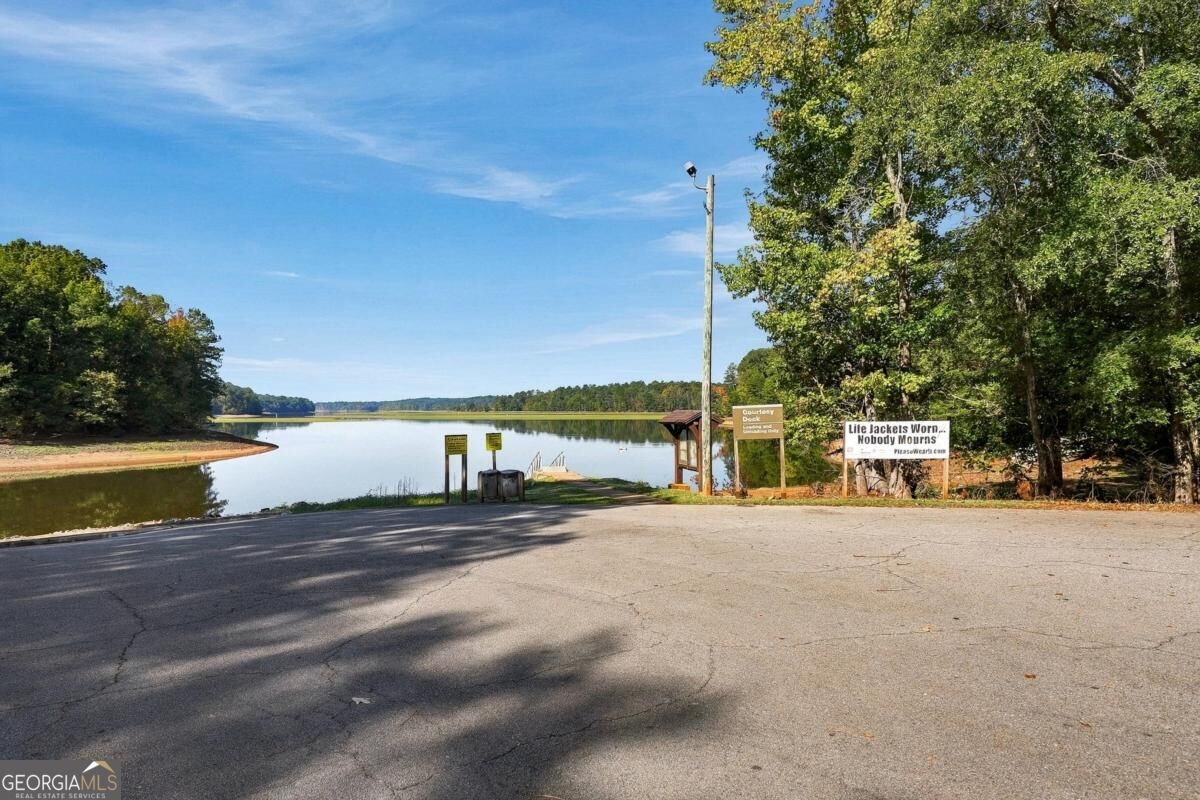 35 Point North Drive Hogansville GA 30230