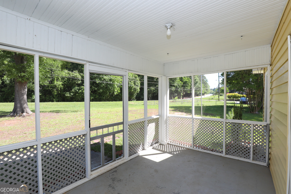 1186 E Tugalo Street Toccoa GA 30577