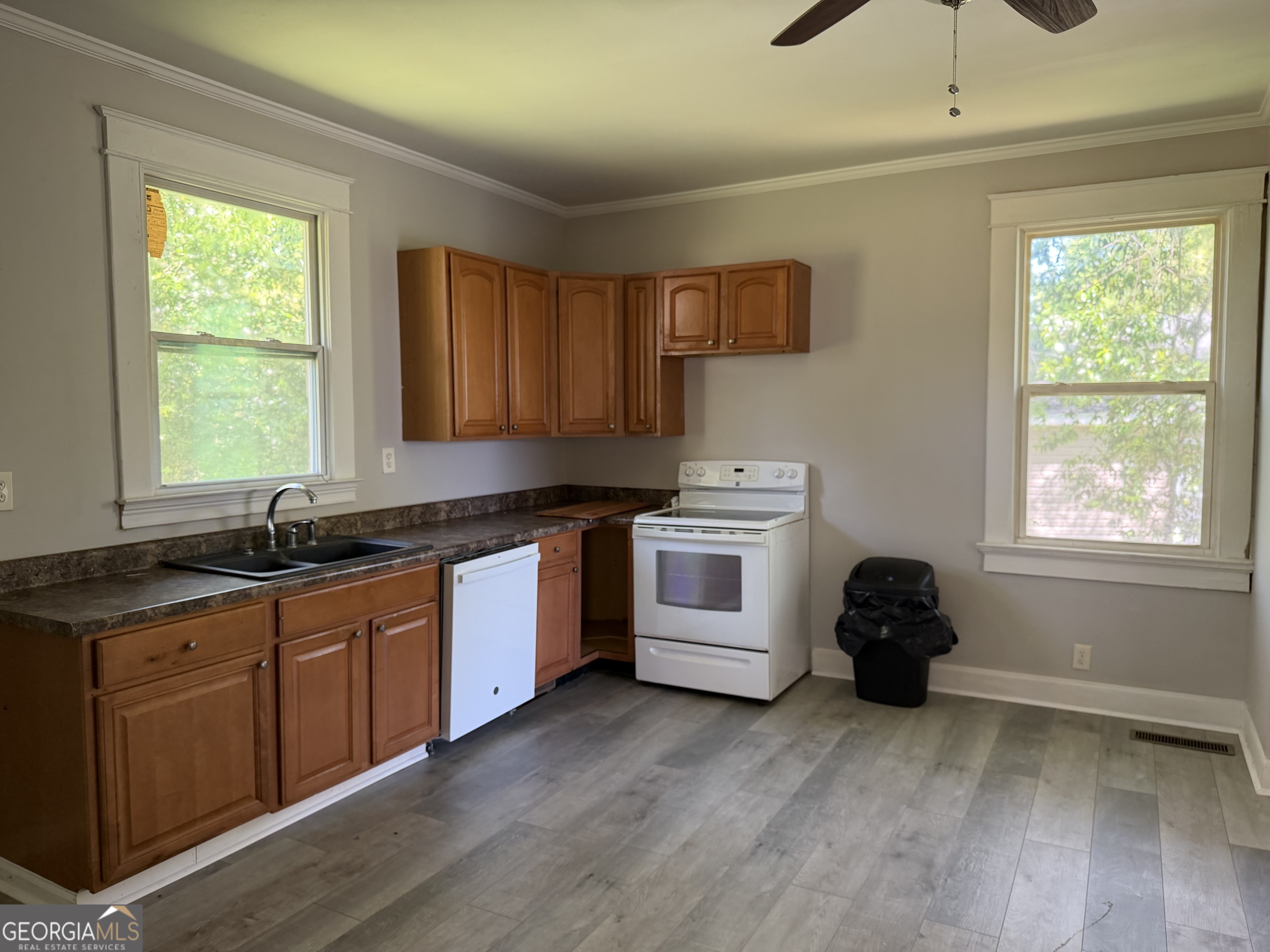 114 C Street NE Thomaston GA 30286