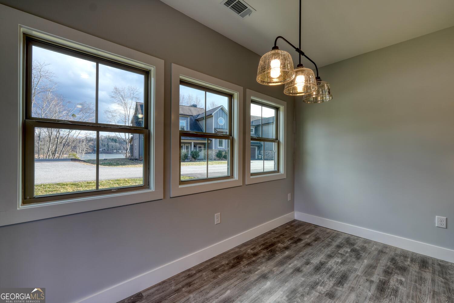 98 Brett Way Hiawassee GA 30546