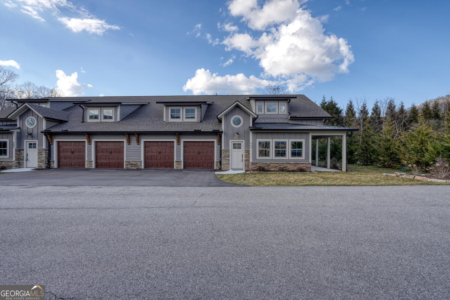 98 Brett Way Hiawassee GA 30546