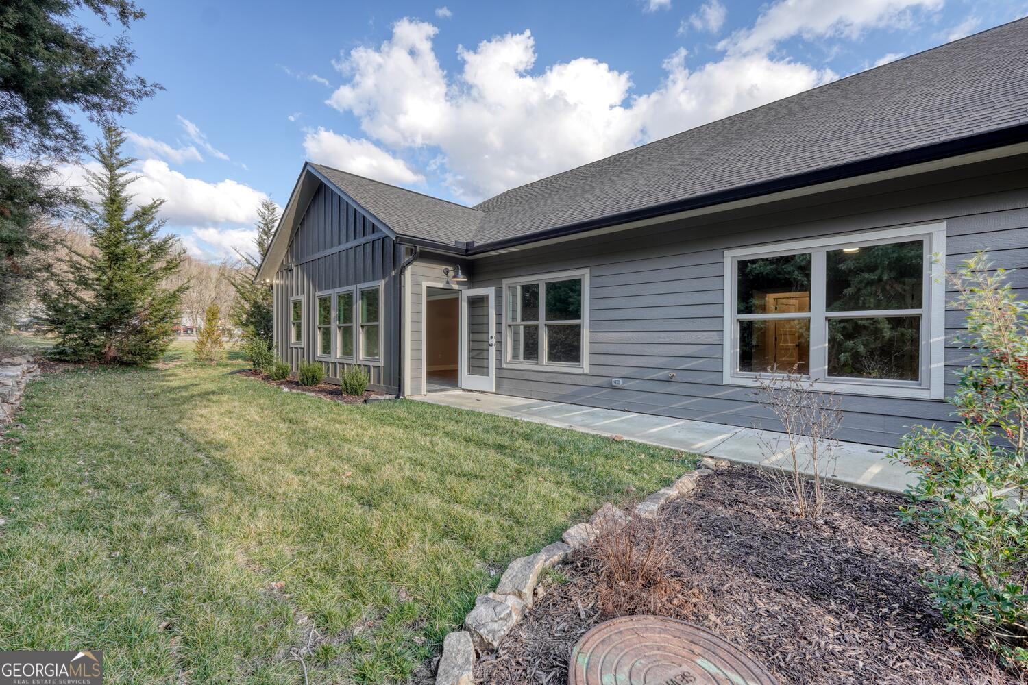 98 Brett Way Hiawassee GA 30546