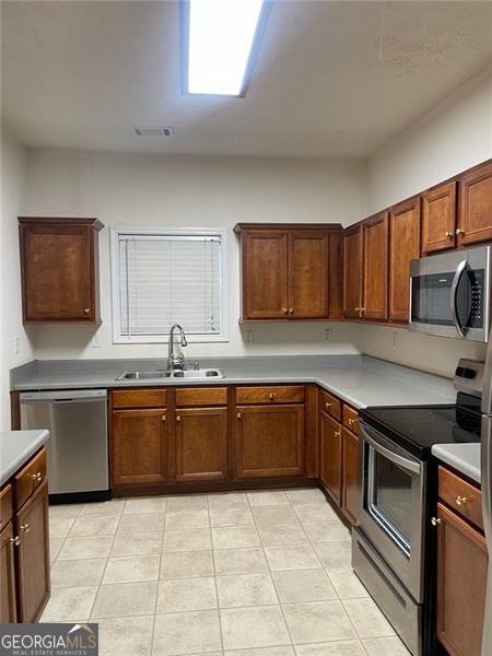 202 Hickory Jackson GA 30233