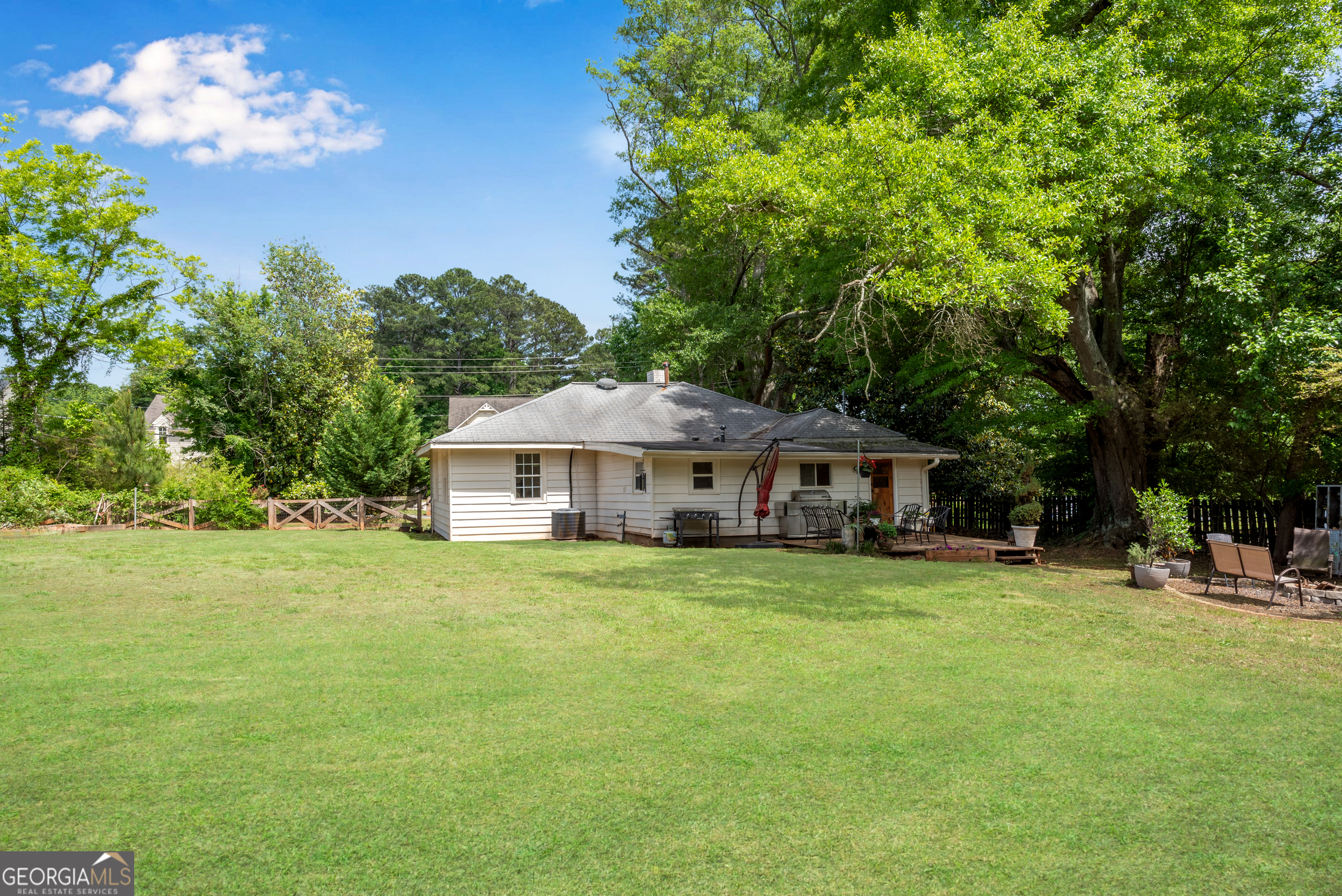 89 Mountain View Road NW Marietta GA 30064