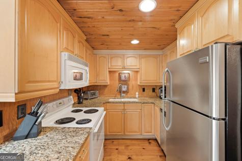 427 Cross Creek Road Mineral Bluff GA 30559