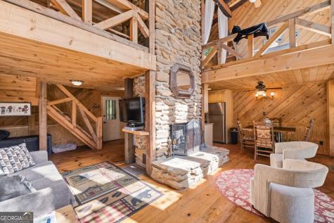 427 Cross Creek Road Mineral Bluff GA 30559