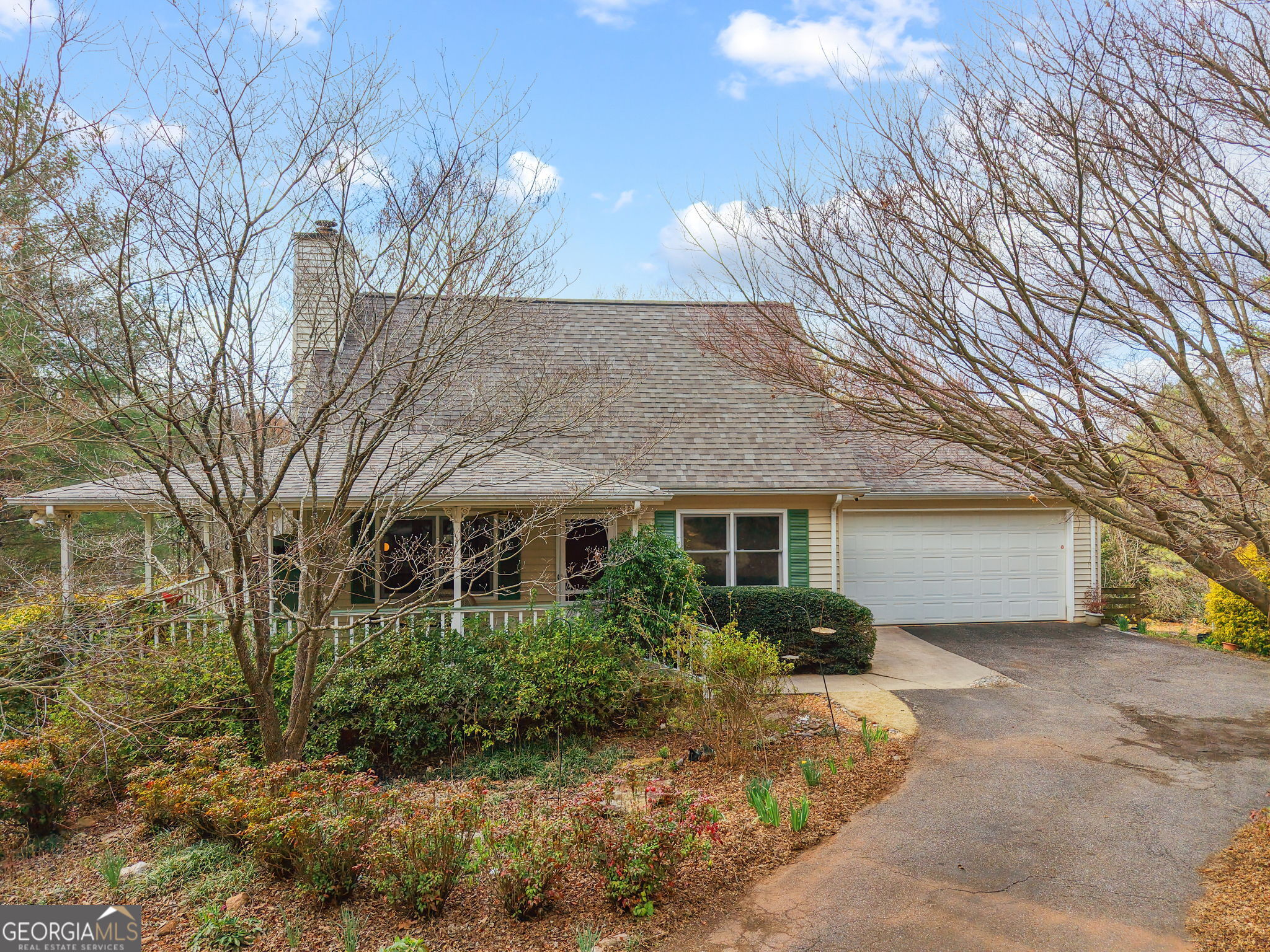 543 Martins Grove Road Dahlonega GA 30533