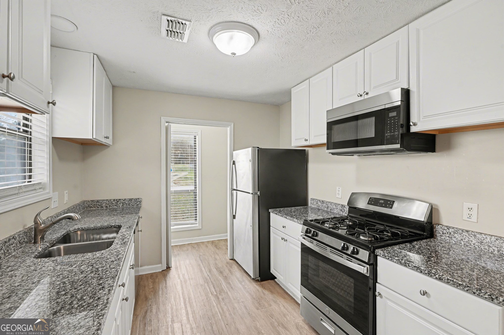 295 River Chase Drive Jonesboro GA 30238