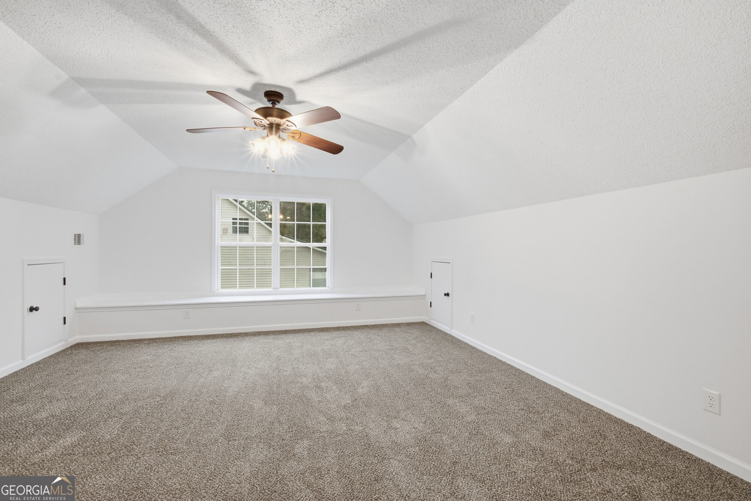 562 Maurice Drive Swainsboro GA 30401