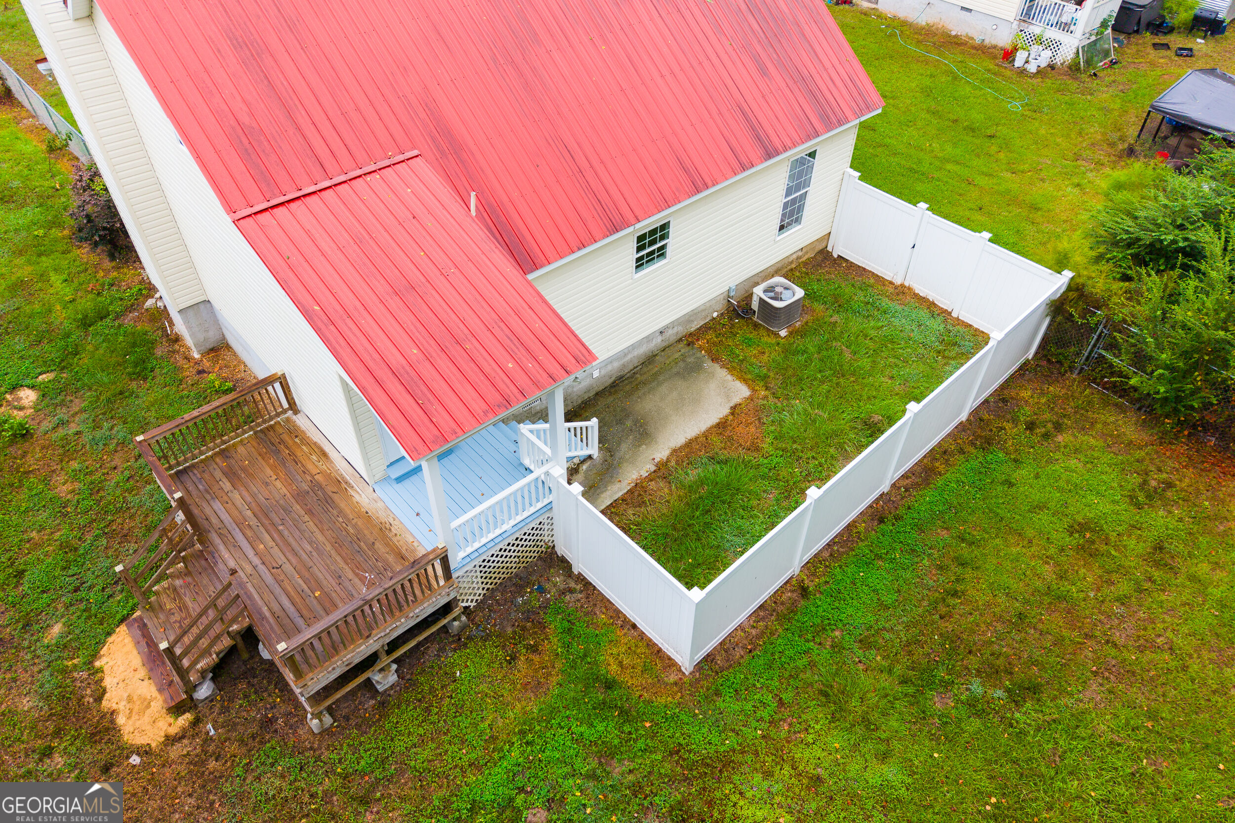 562 Maurice Drive Swainsboro GA 30401
