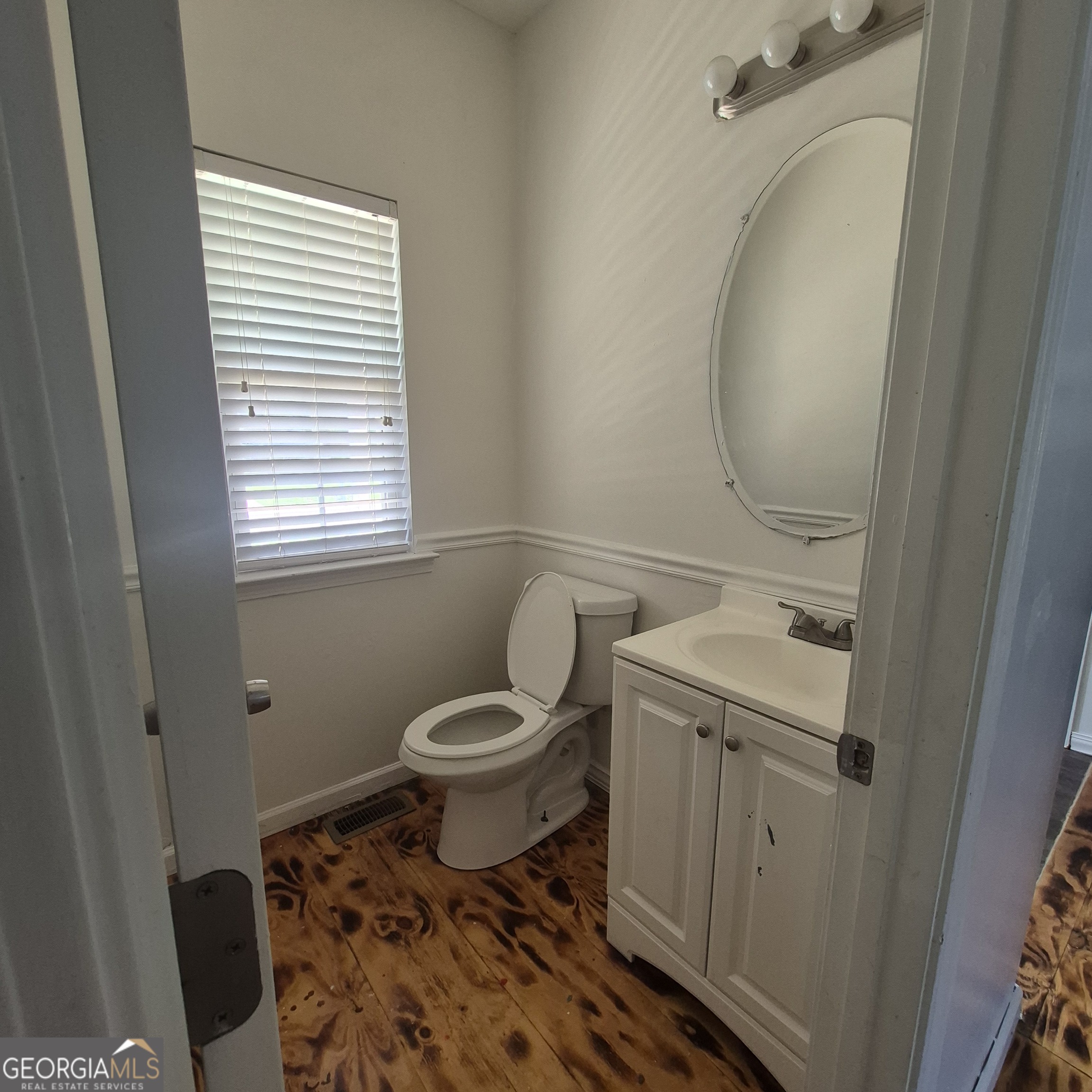 512 Bishop Court Commerce GA 30529