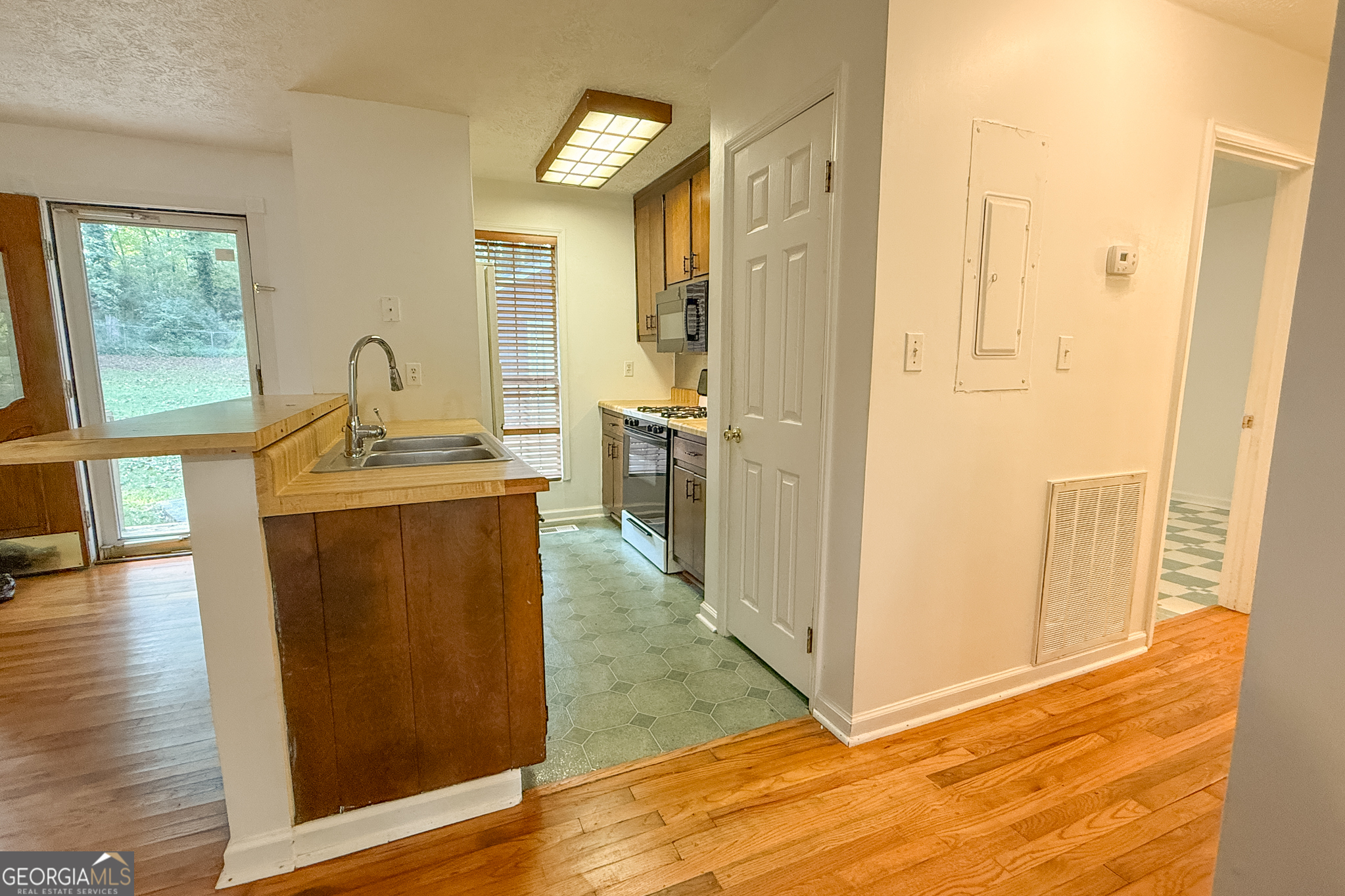 14375 Highway 19 Griffin GA 30224
