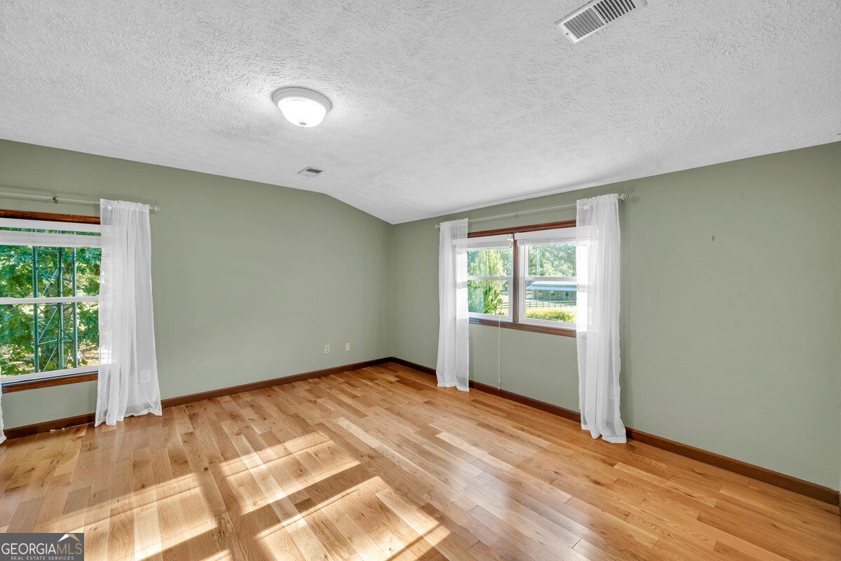 6620 New Hope Road Milner GA 30257