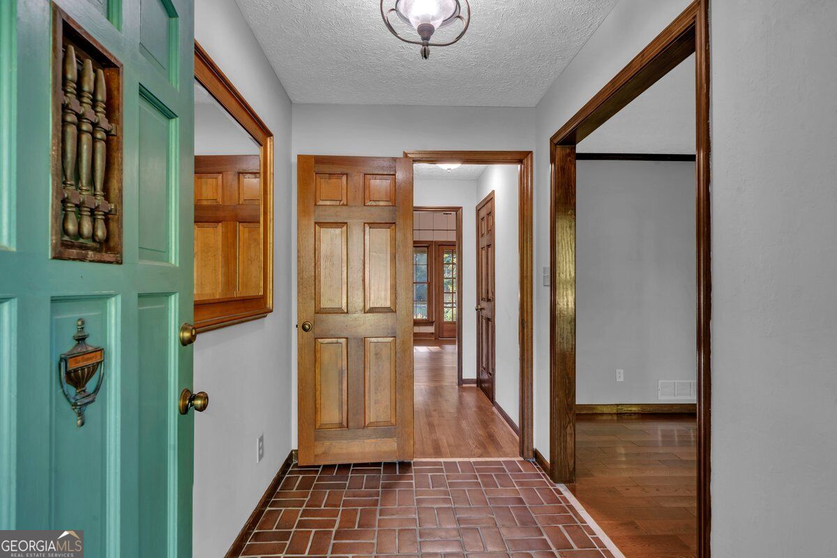 6620 New Hope Road Milner GA 30257