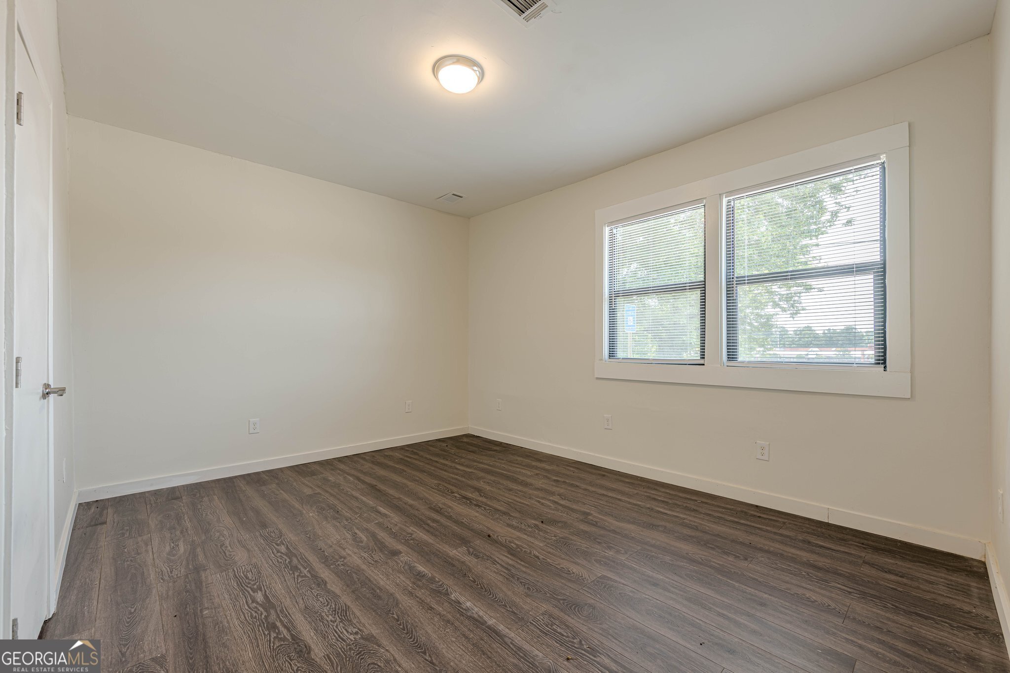 4806 Rockbridge Road Stone Mountain GA 30083