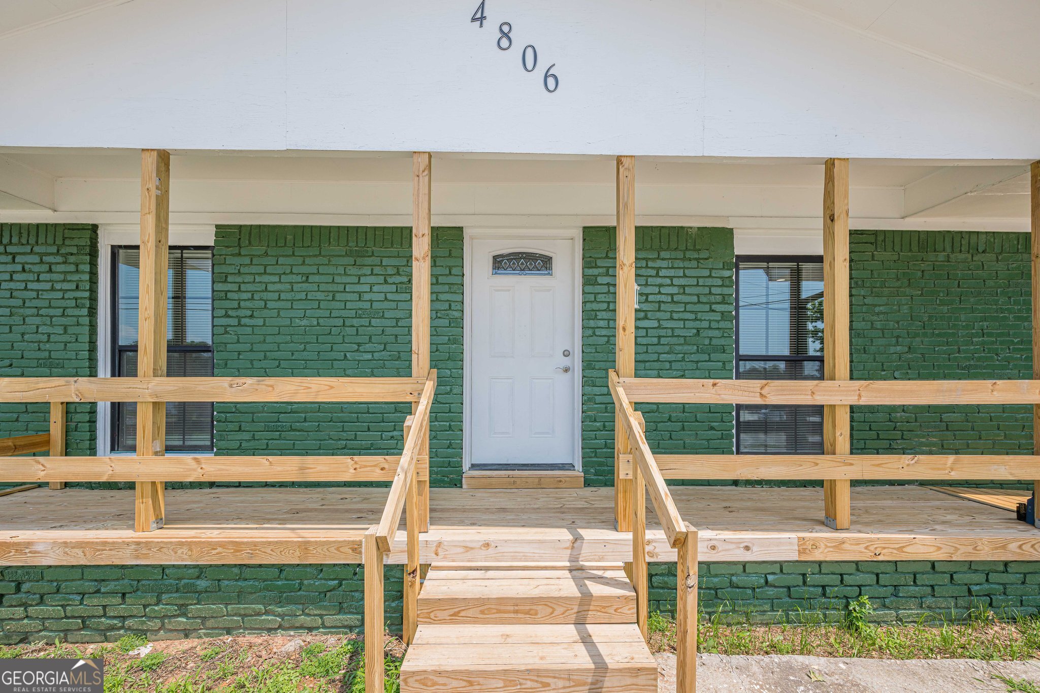4806 Rockbridge Road Stone Mountain GA 30083