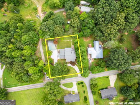 438 Dixon Drive Cleveland GA 30528