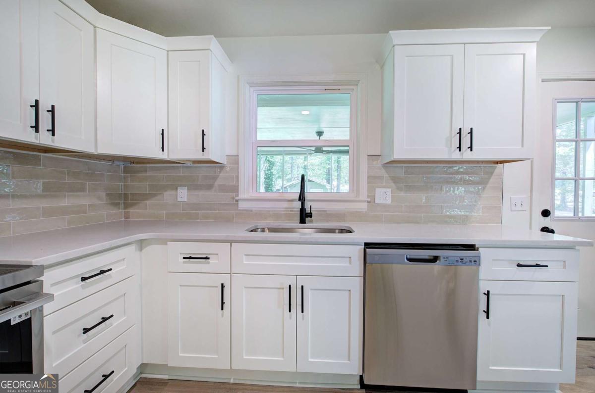 132 Echota Avenue NE Calhoun GA 30701