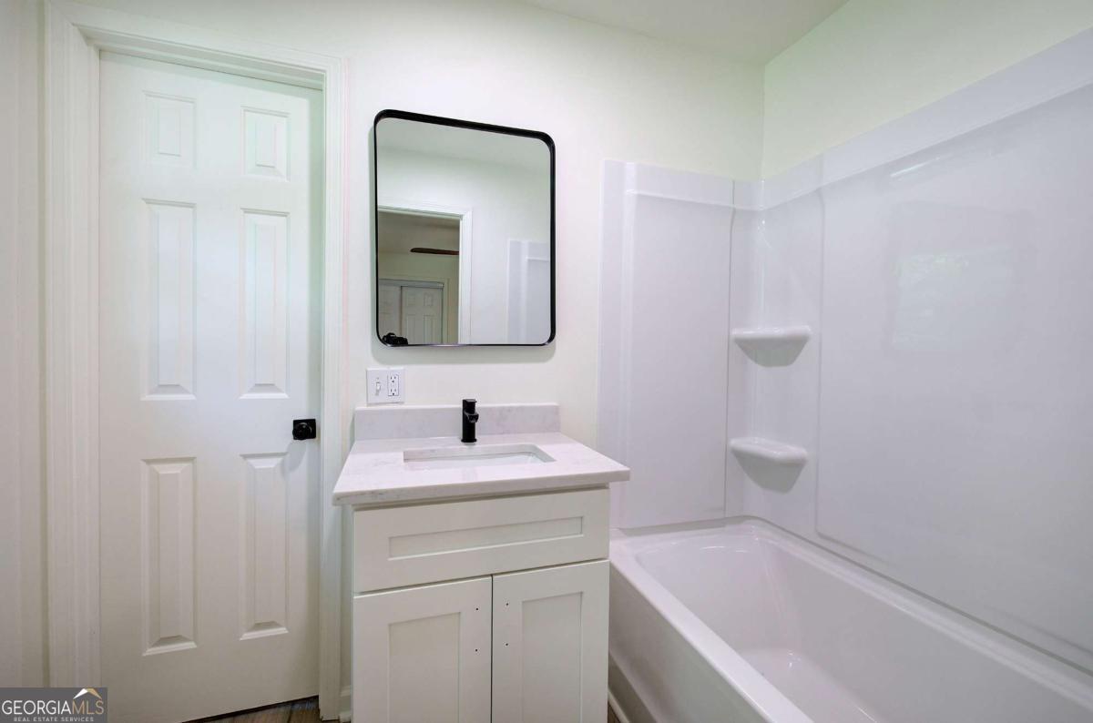 132 Echota Avenue NE Calhoun GA 30701