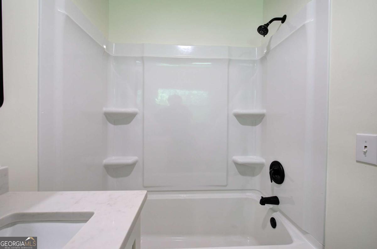 132 Echota Avenue NE Calhoun GA 30701