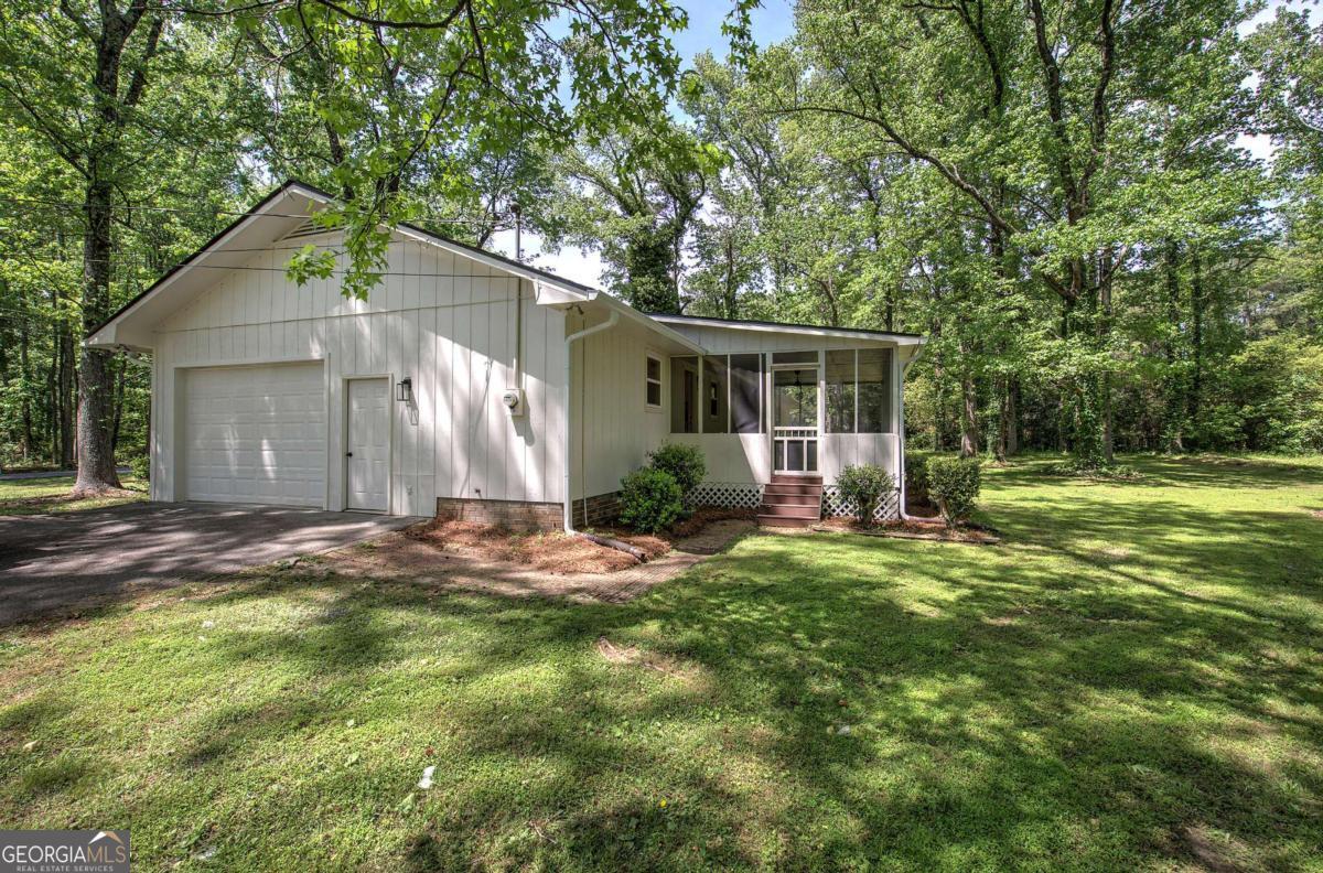 132 Echota Avenue NE Calhoun GA 30701