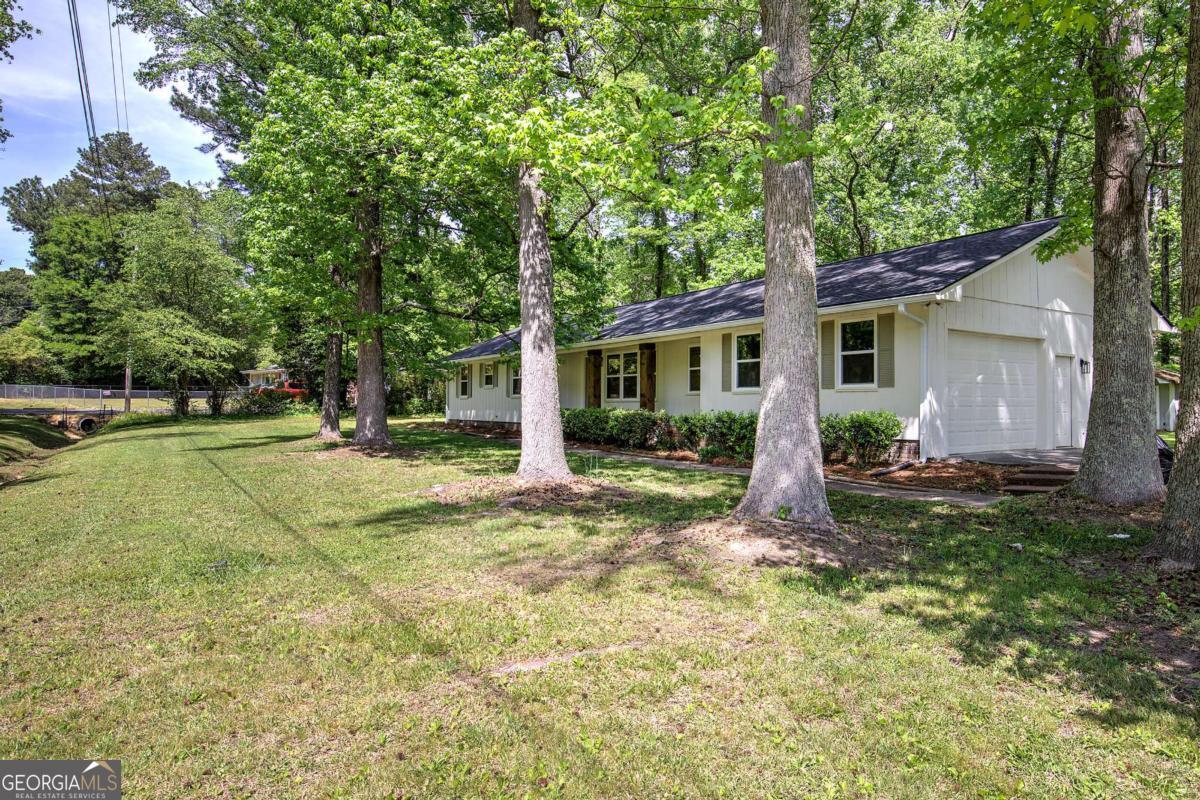 132 Echota Avenue NE Calhoun GA 30701