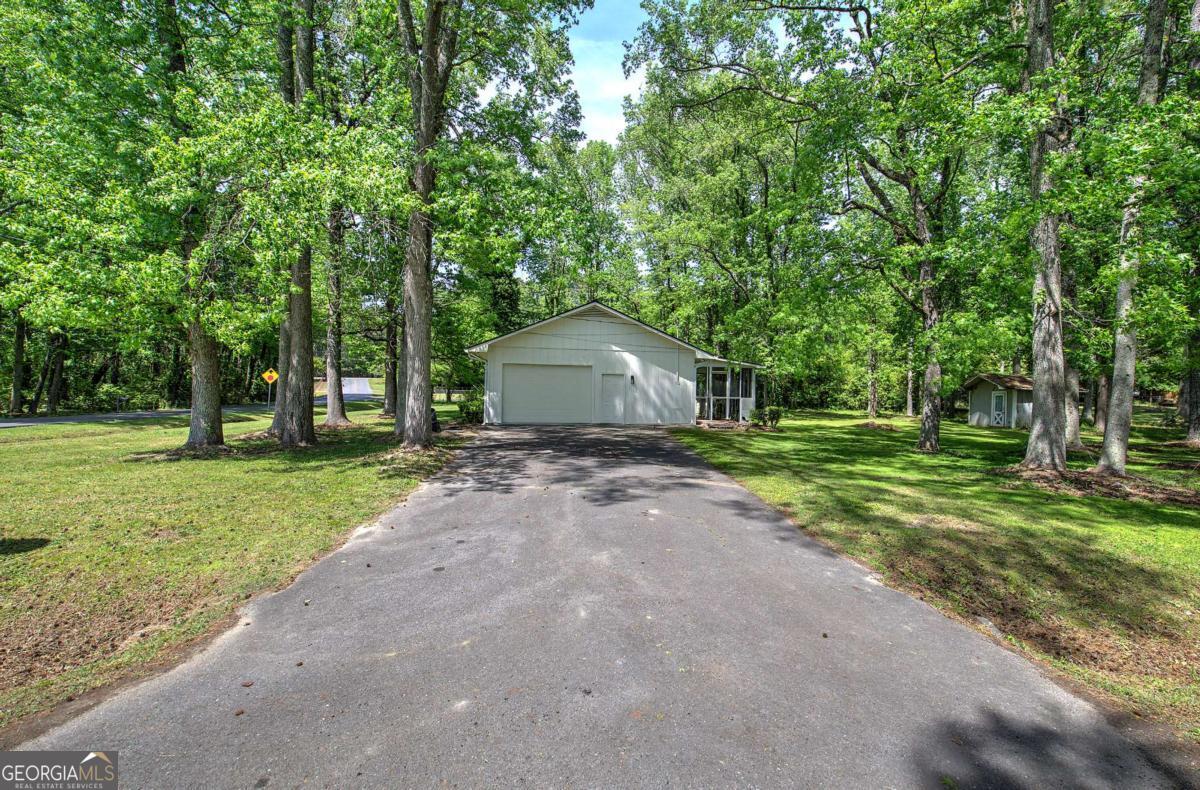 132 Echota Avenue NE Calhoun GA 30701