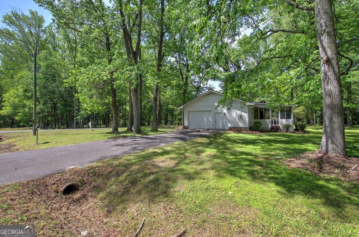 132 Echota Avenue NE Calhoun GA 30701