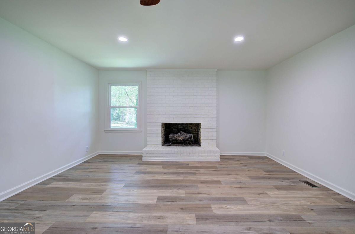 132 Echota Avenue NE Calhoun GA 30701