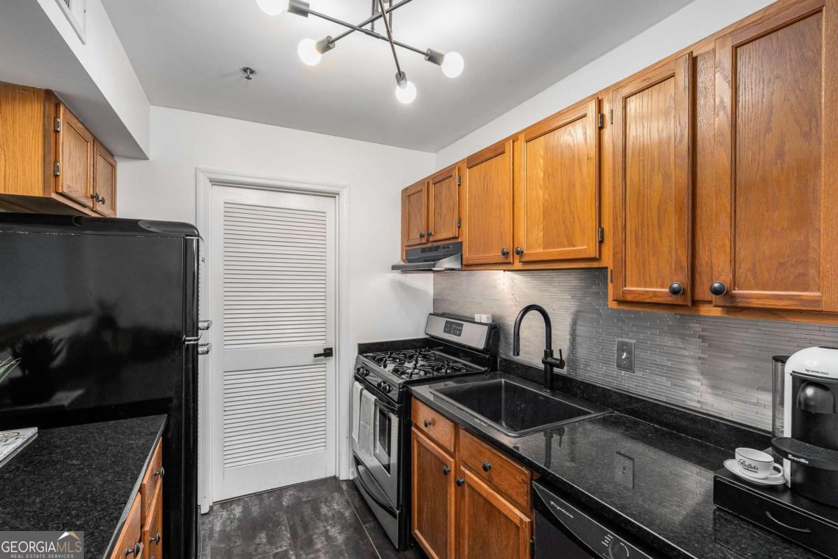 4624 Vinings Central Run SE Atlanta GA 30339