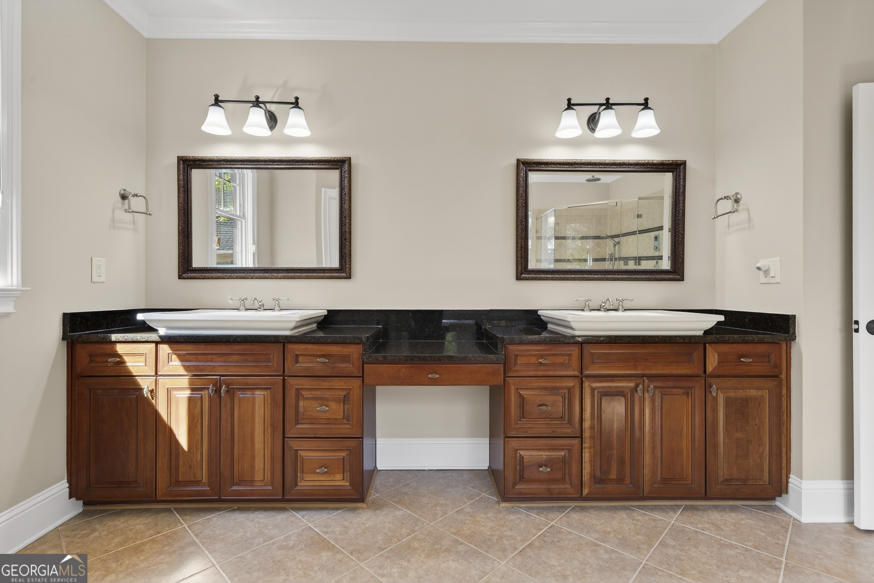 1021 Swift Creek Greensboro GA 30642