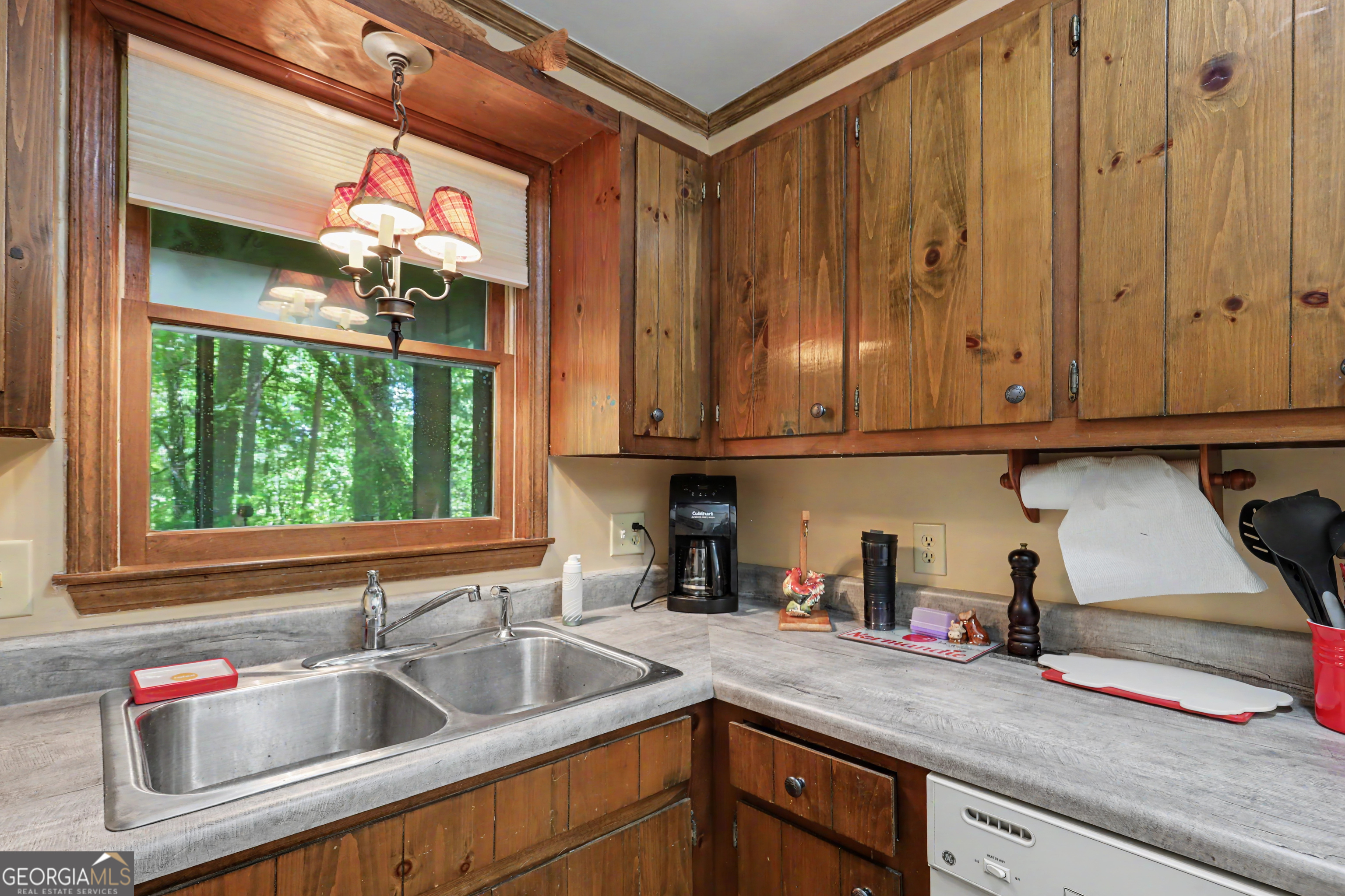 102 Moses Road Rabun Gap GA 30568