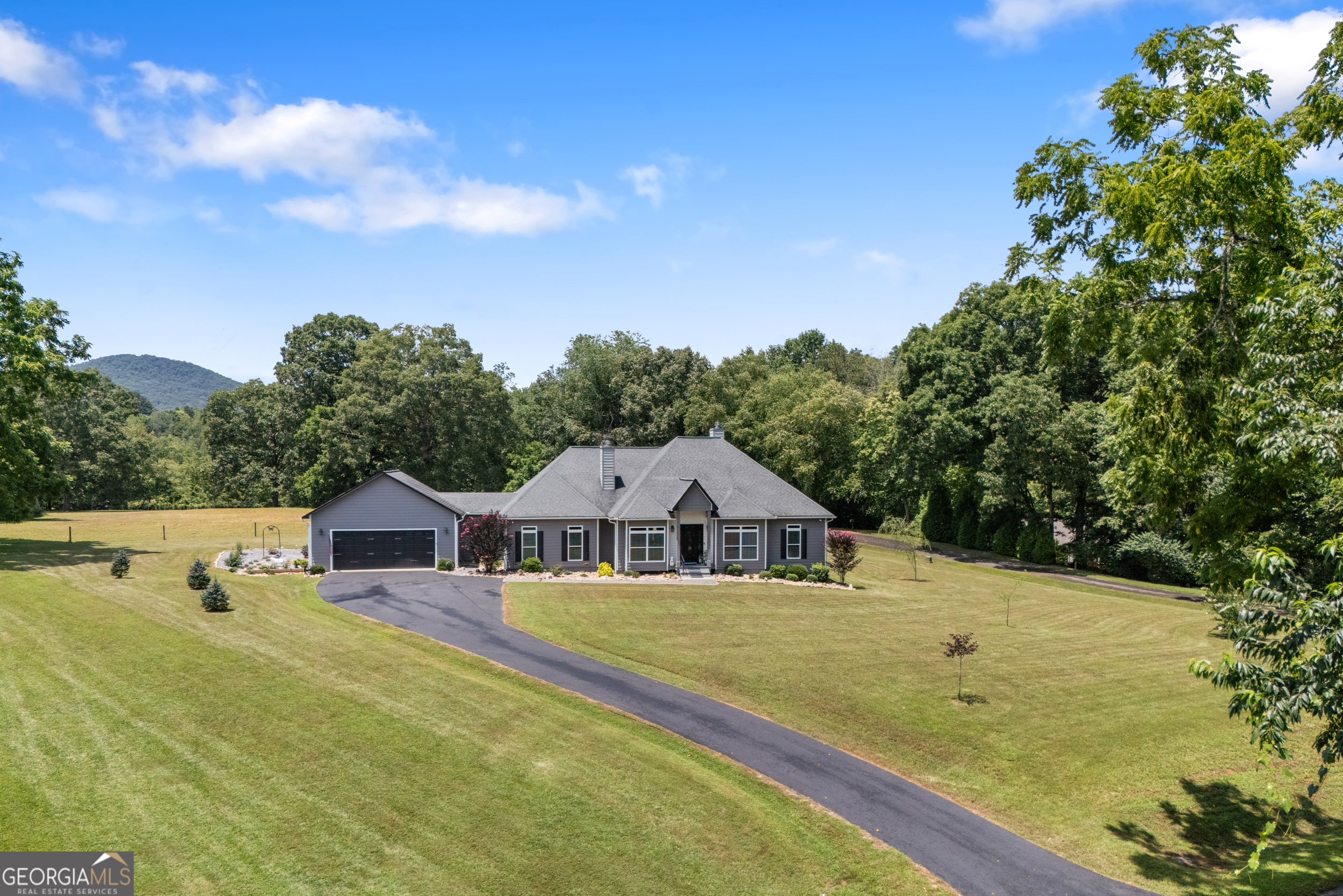 1502 Smithfield Lane Young Harris GA 30582