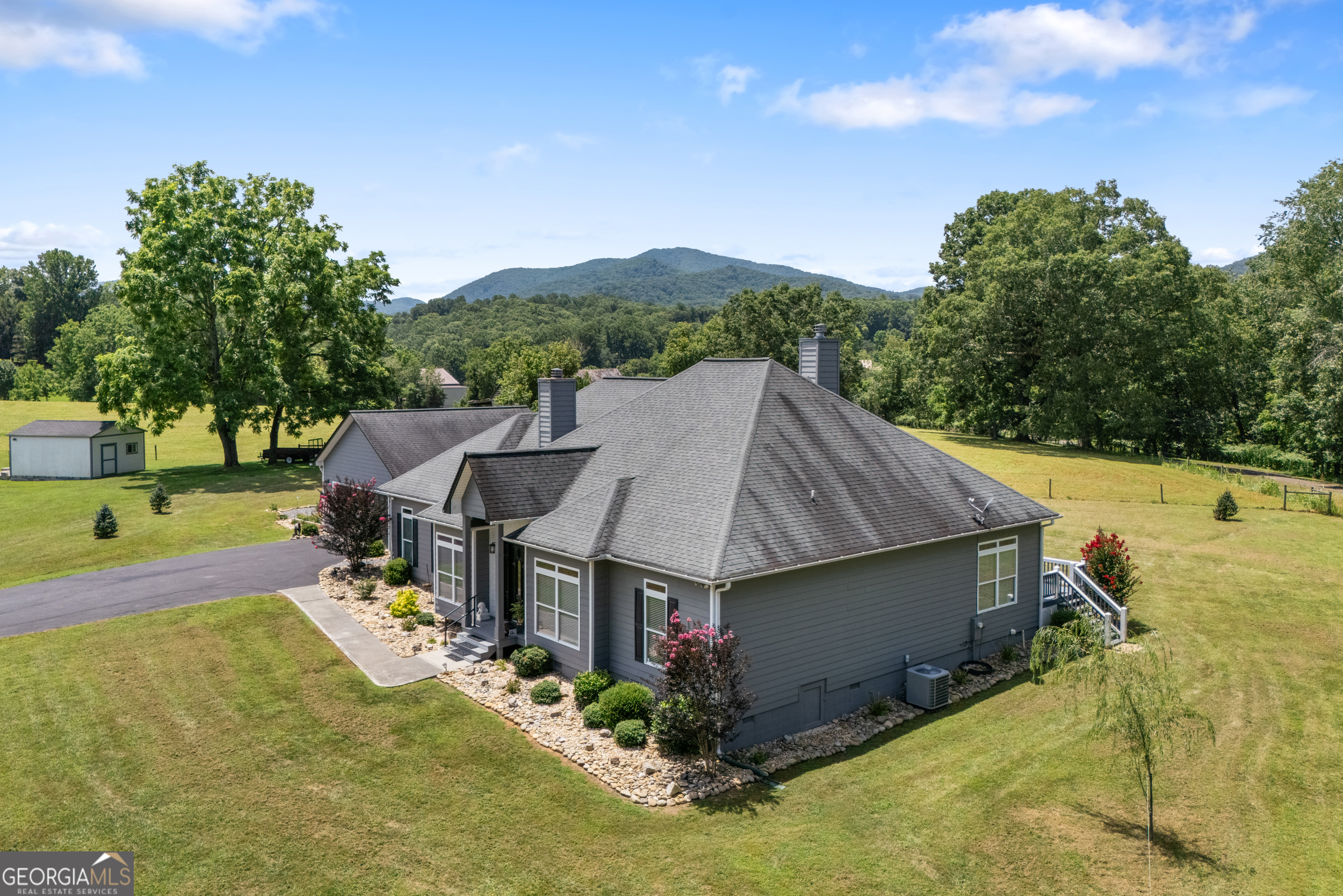 1502 Smithfield Lane Young Harris GA 30582