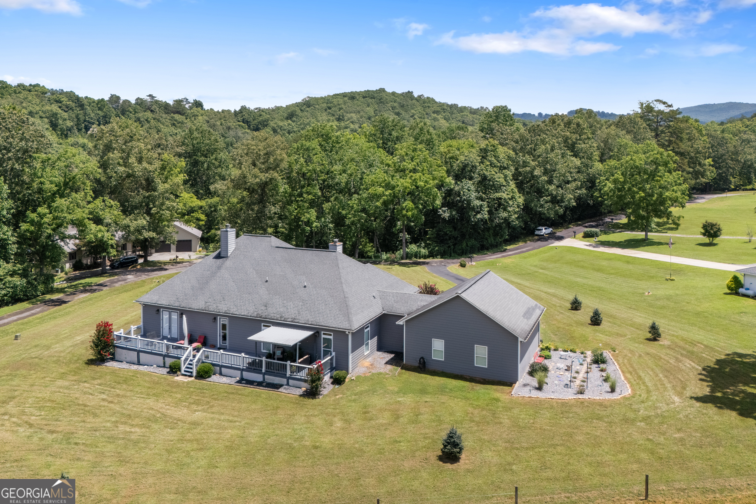 1502 Smithfield Lane Young Harris GA 30582